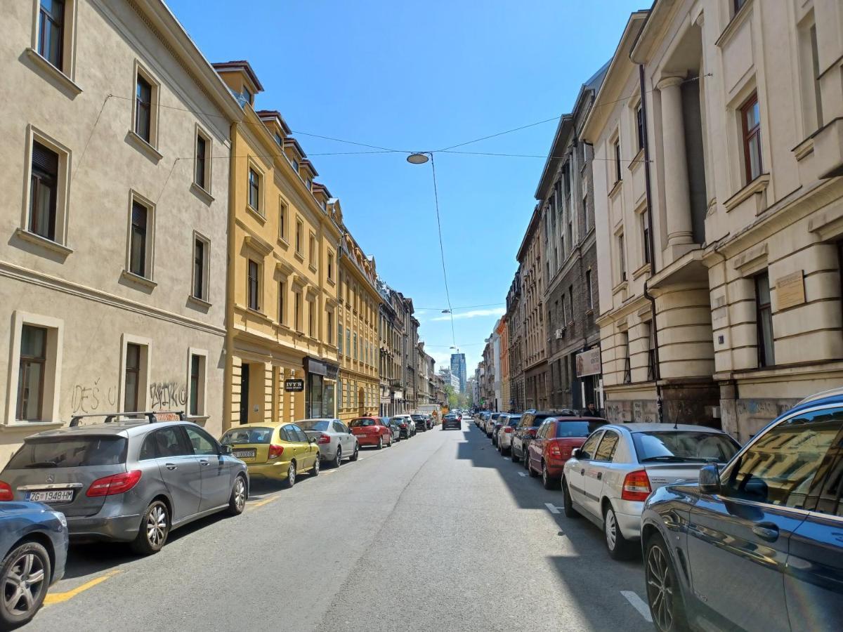 Apartment Calliope Zagreb Buitenkant foto