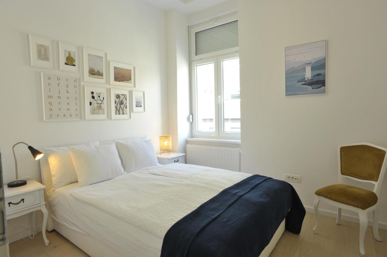 Apartment Calliope Zagreb Buitenkant foto