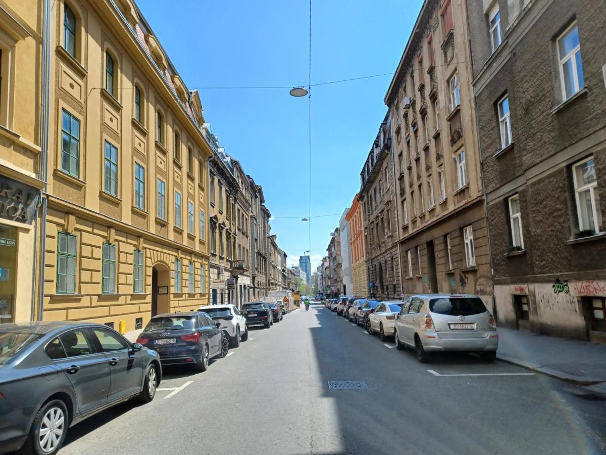 Apartment Calliope Zagreb Buitenkant foto