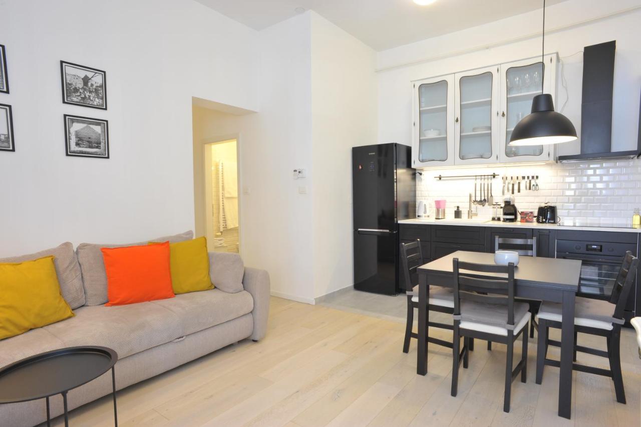 Apartment Calliope Zagreb Buitenkant foto